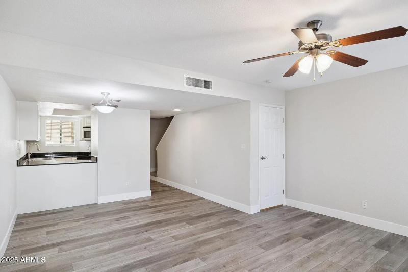 bdd54292043fd0b68e194b303e80b395-uncropp