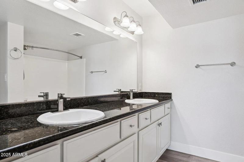 95f58035a108a9bc798de945a6694d75-uncropp