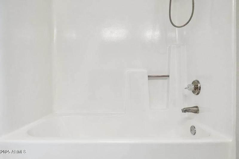 1b3b5ee13a171753a3766d270f4d3c4f-uncropp