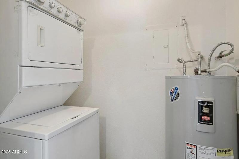 024bd3a3c7dd20e163c3d9661a15cca5-uncropp