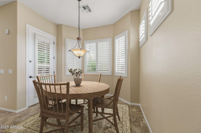 27-web-or-mls-19919 Santa Cruz Dr-27