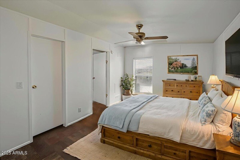 02-Primary Bedroom Virtually Staged