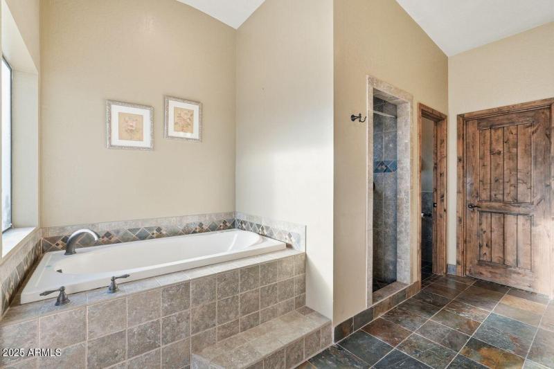 Separate shower and tub in Primary bath