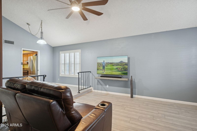 4-web-or-mls-12214-s-shoshoni-dr