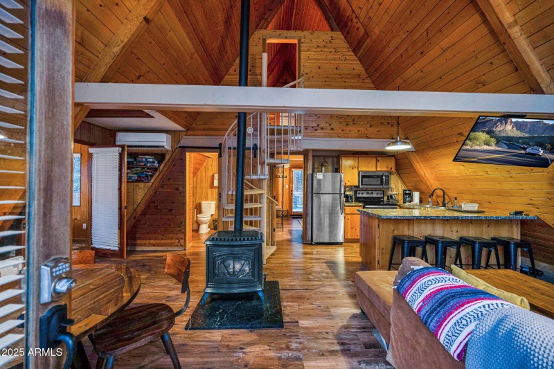 820 E Caribou Road, Munds Park 86017