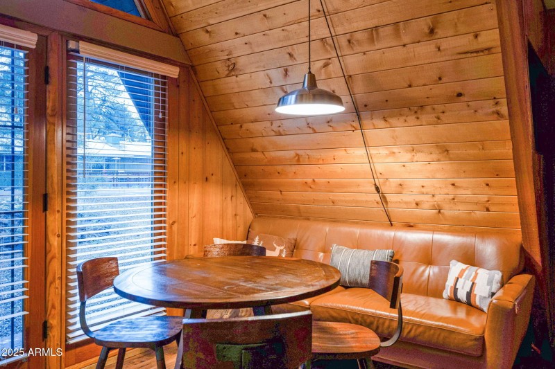 820 E Caribou Road, Munds Park 86017