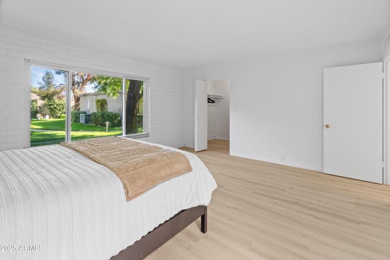 4800 N 68th St Unit 276-4