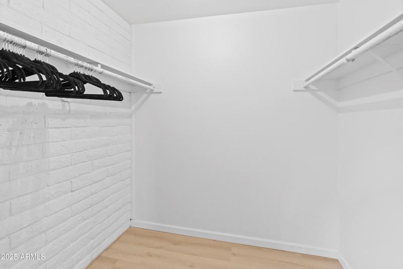 4800 N 68th St Unit 276-6