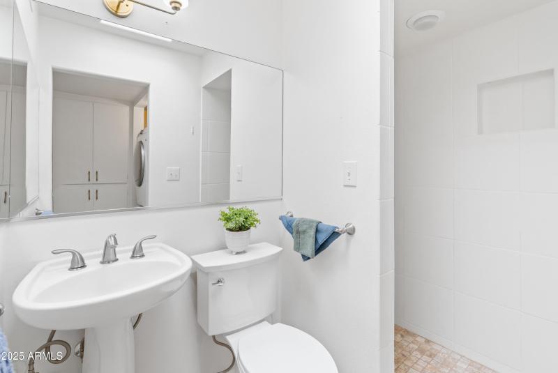 4800 N 68th St Unit 276-12