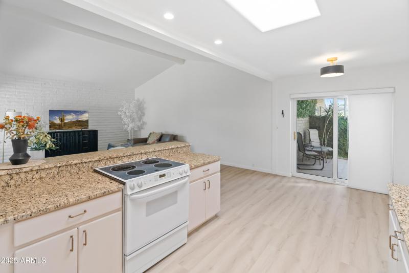 4800 N 68th St Unit 276-14