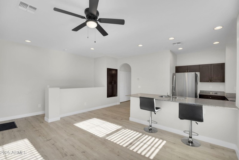 4-web-or-mls-854 S San Marcos Dr Apt 7c-