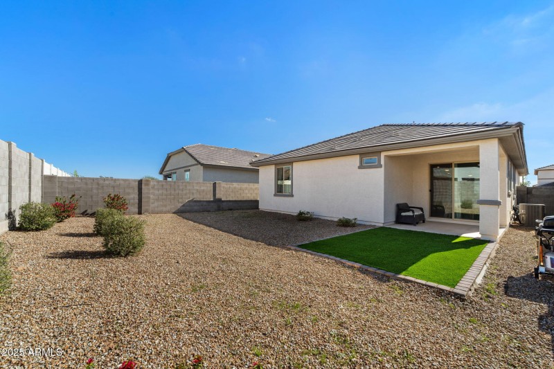 014__18348 W Jessie Ln