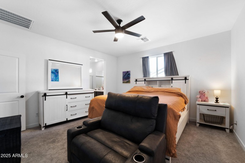 016__18348 W Jessie Ln