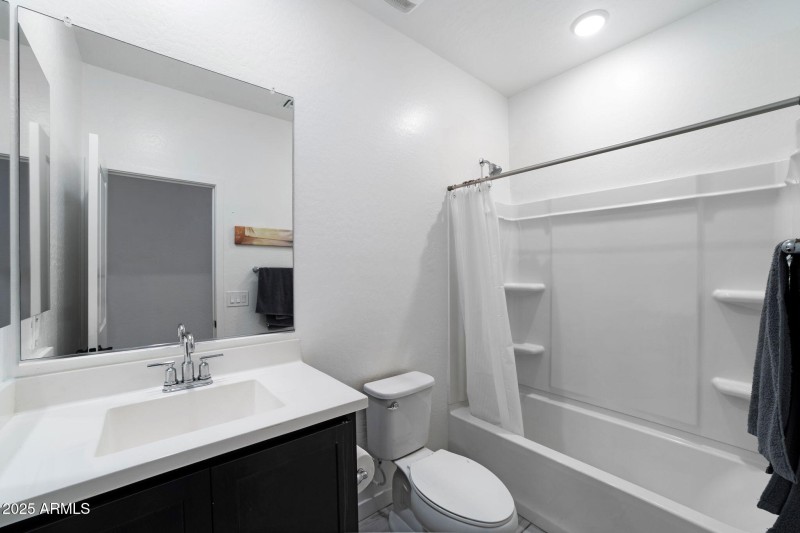 020__18348 W Jessie Ln