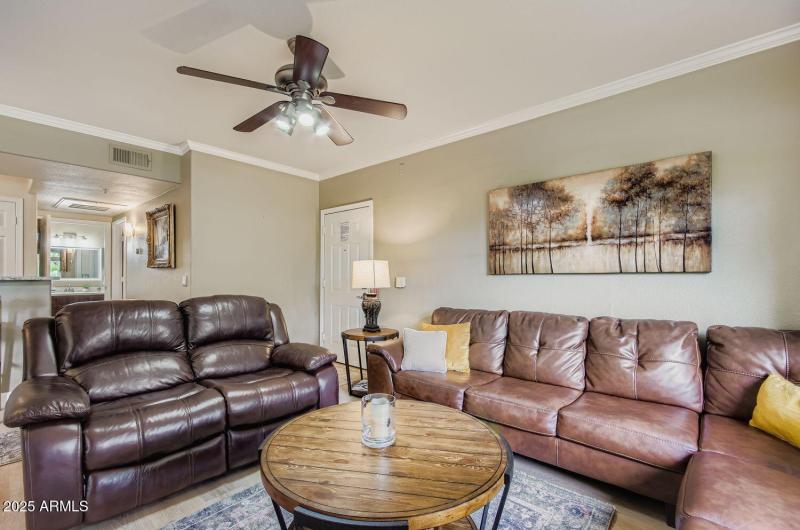 15095 N Thompson Peak Pkwy 1005 - Web Qu