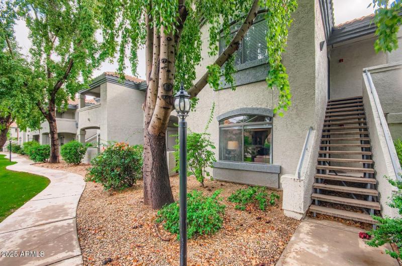 15095 N Thompson Peak Pkwy 1005 - Web Qu