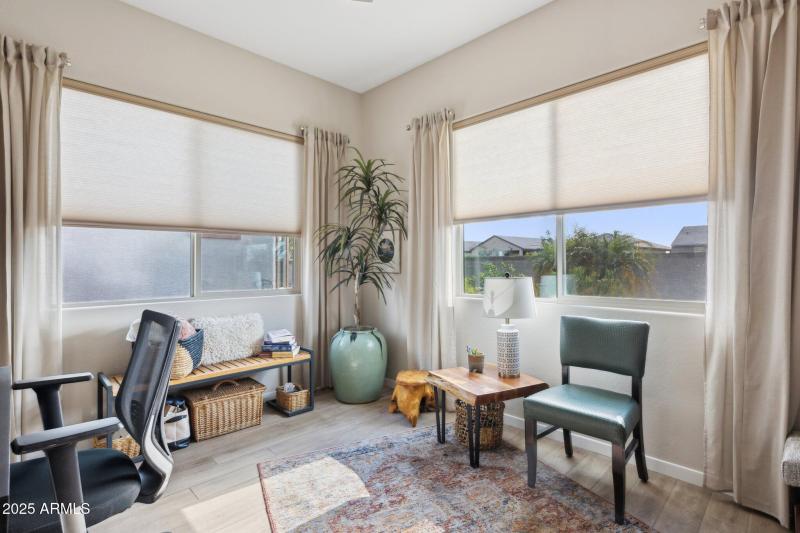 19-web-or-mls-42197-w-rosewood-ln