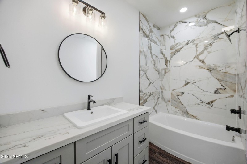 Guest bath with granite