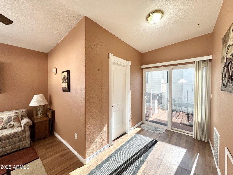 AZ ROOM BATHROOM DOOR