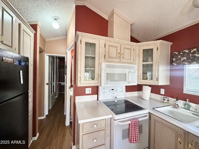 LIGHT COLORED CABINETRY