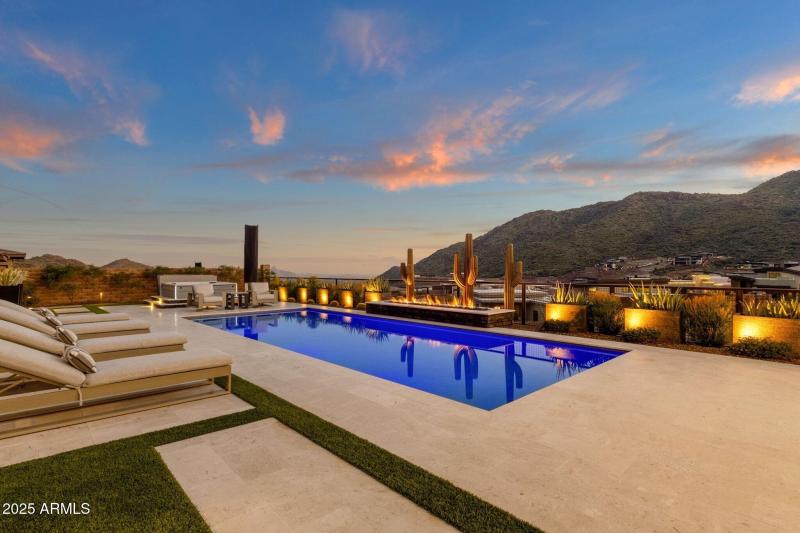 010_Poolside And Views Twilight