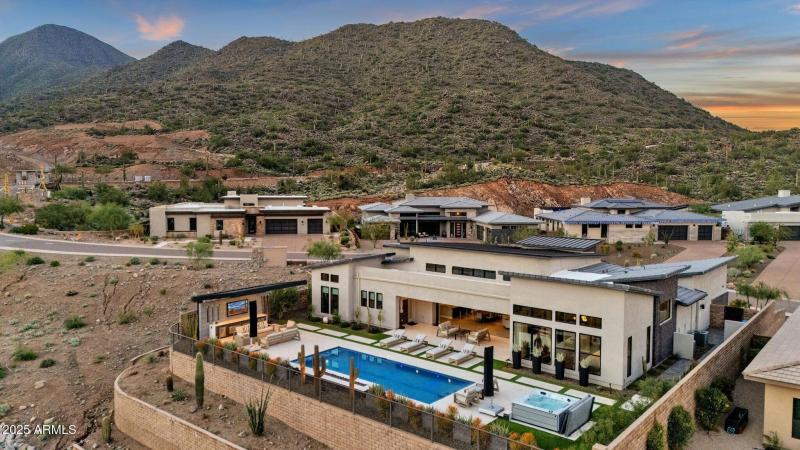 071_Aerial Mountain Views