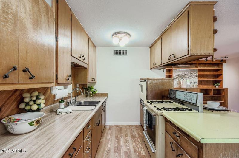 8202 E Montecito Ave - Web Quality - 006