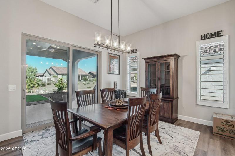 10-web-or-mls-W Monterey Way-S2511-010