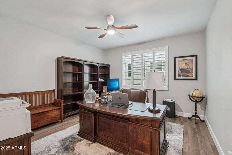 17-web-or-mls-W Monterey Way-S2511-017