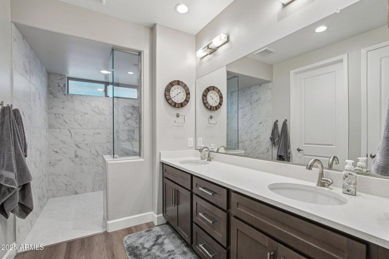 21-web-or-mls-W Monterey Way-S2511-021