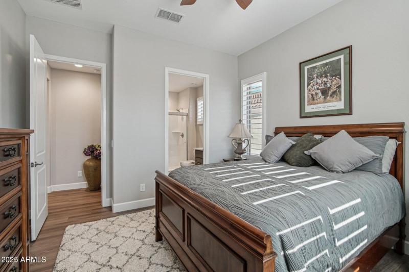 24-web-or-mls-W Monterey Way-S2511-024