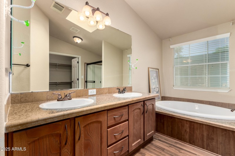 3301 S Goldfield Rd 4079