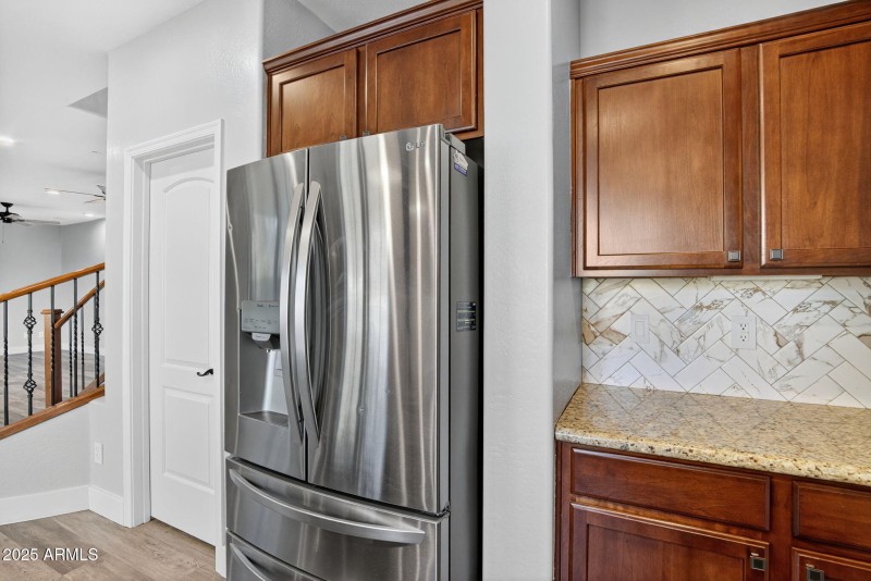 13-web-or-mls-037_a4m_CM