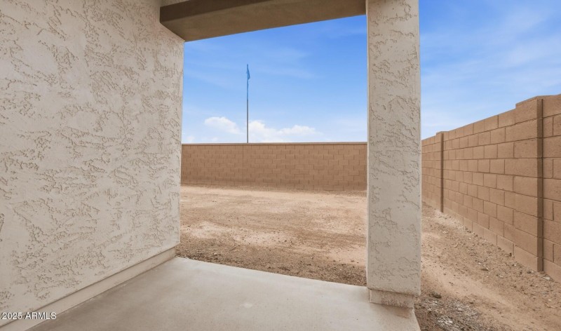 MR Lot #7 Covered Patio (Large)