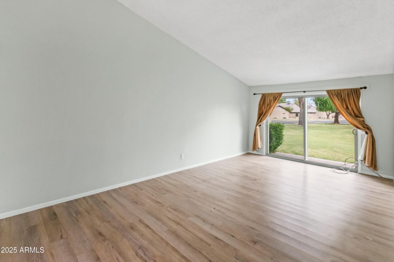 4727 W Continental Dr-22