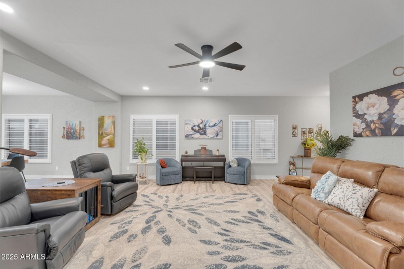 7-web-or-mls-783 E Drifter Pl-7