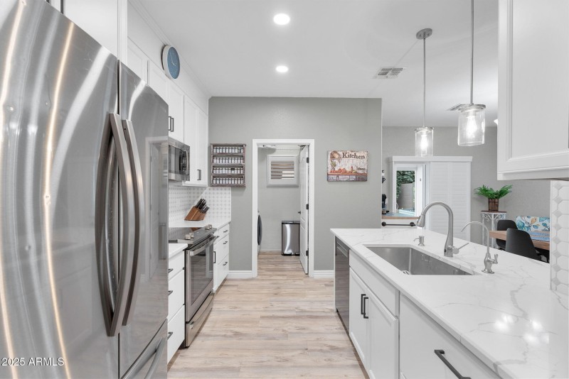 12-web-or-mls-783 E Drifter Pl-15