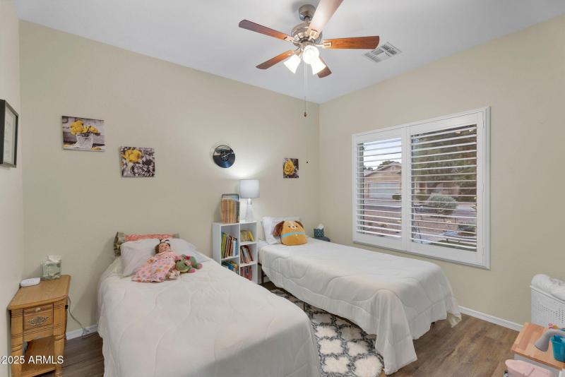 25-web-or-mls-783 E Drifter Pl-25