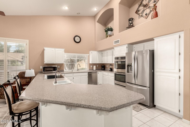 18 - Coopers Hawk 9342