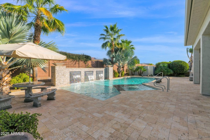 65-web-or-mls-P1382350