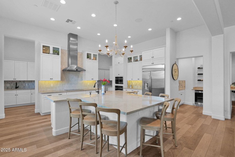 42-web-or-mls-P1382303