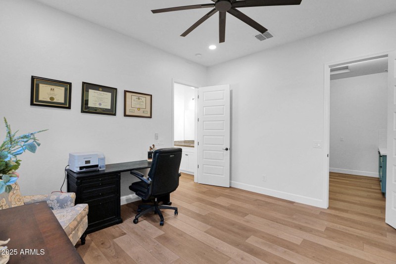 19-web-or-mls-P1372252