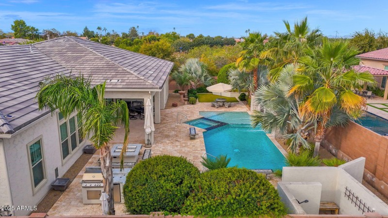 6-web-or-mls-DJI_20251126100328_0230_D