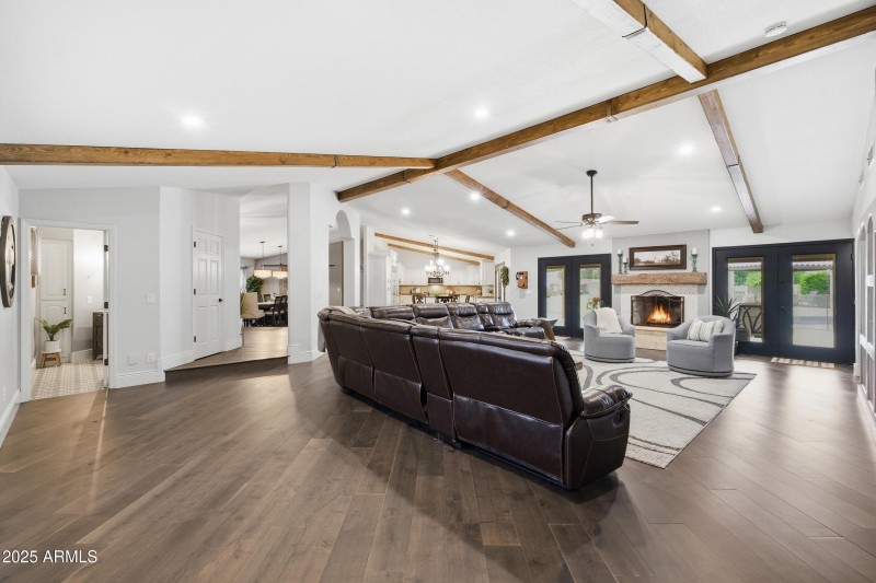 8_img_7279_with_fire