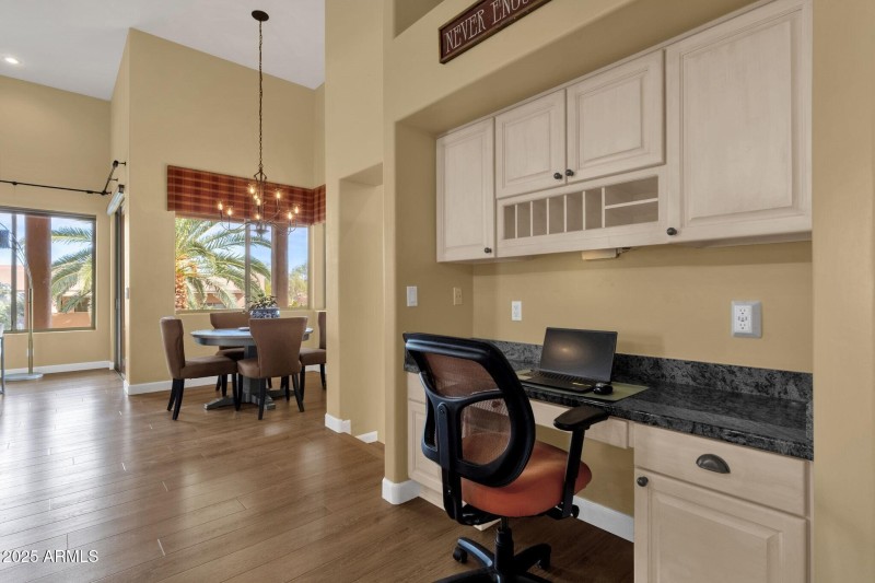 020_Kitchen Workspace