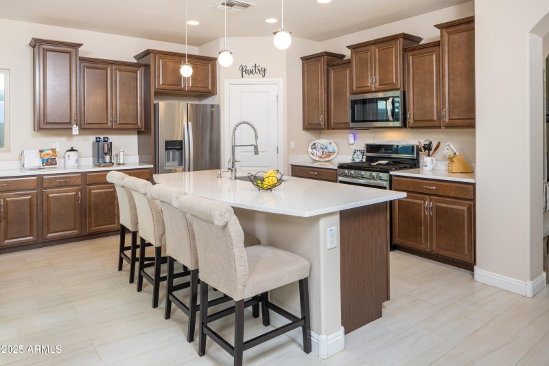 6638 W Sonoma Way Kitchen