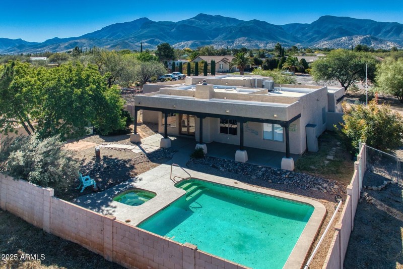 62048-4199 South Comanche Drive