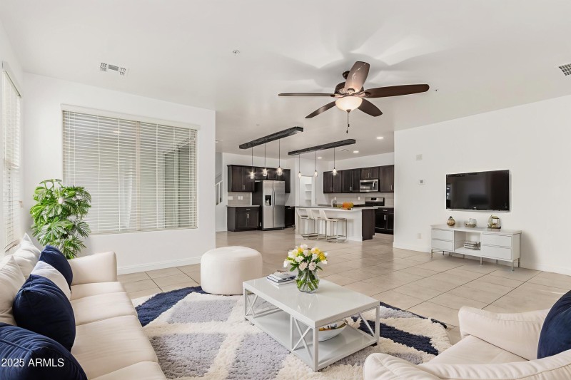 Virtual Staging Cloud - 10-Riley-2389.jp