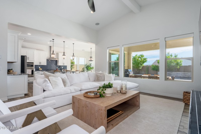 13833 W Bloomington St - 09