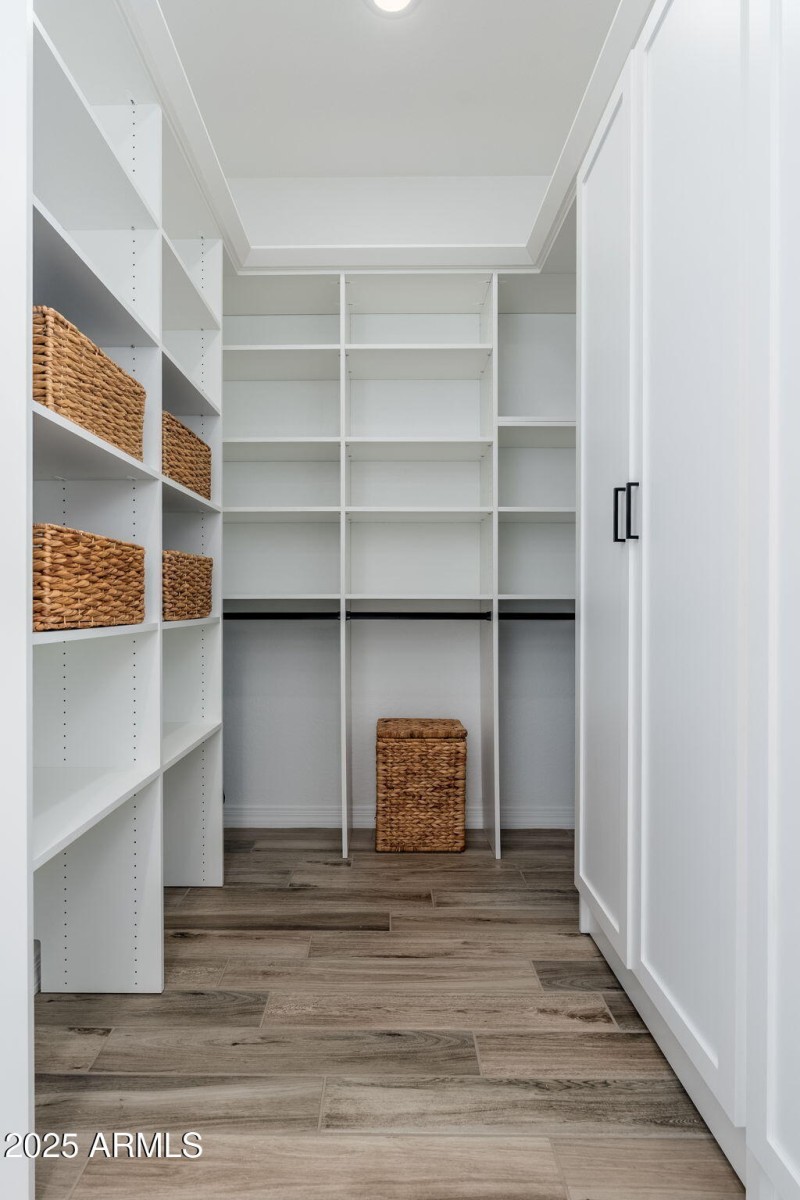 13833 W Bloomington St - 32